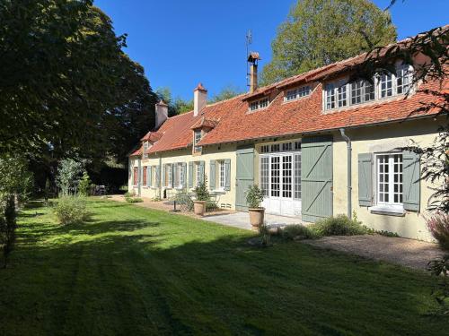 Viesnīcas āriene, La Haute Trémière (La Haute Tremiere) in Charenton-du-Cher