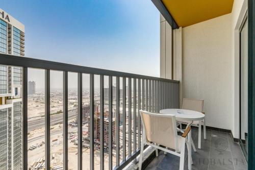 GLOBALSTAY. The Crest Tower C Apartments - View