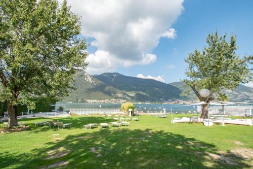 Cascina Ca' Bark in Iseo