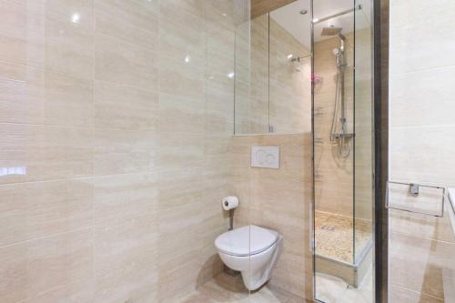 Modern apartment -1BR-3P- Trocadero - image 8