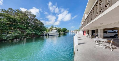 A környék, Creekside Inn in Tavernier (FL)