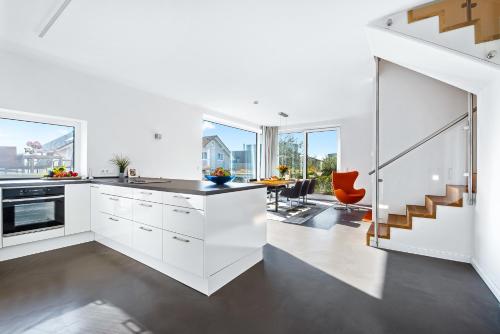 Kitchen, Miramar - Familienfreundliche Ferienhaus im OstseeResort Olpenitz in Olpenitz