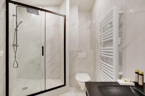 Harmonious 2BDR - 4P apartment - Champs Elysees - image 5