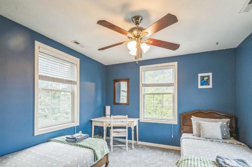 Modern 3-Bed Home with Game Room and Deck in Pittsburgh, USA