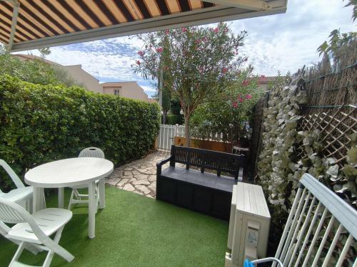 Bel Appartement T2 Climatisé avec Jardin et Wifi, à 150m de la Plage, Valras-Plage - FR-1-701-55