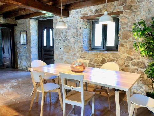 The Cliffs - Cottage Xilloi Beach, Виседо (фото 10)