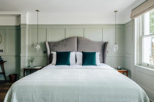 room detail thumbnail 0