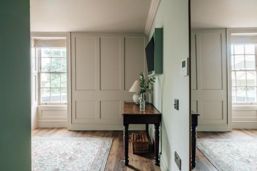 Facilities, Hermes Hotel by Nestor in Kingston upon Thames