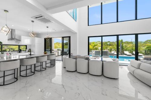 Einrichtungen, Private Villa Stay with Pool BBQ and Beach Nearby in Providenciales