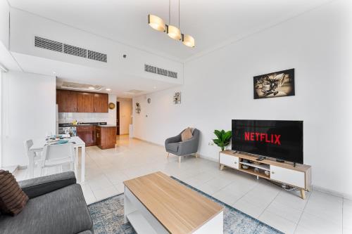 Modern 1 Bed With Marina Views Near JBR Beach, Dubai (photo 5)