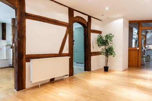 Bejárat, Holiday&Stay Apartment Big Blue Beamer 10 Personen in Blaubeuren