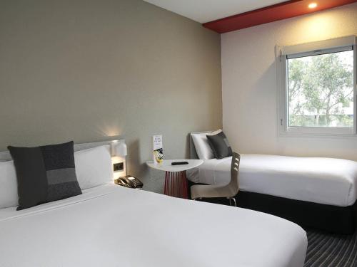 Ibis Sydney Airport Hotel - image 13
