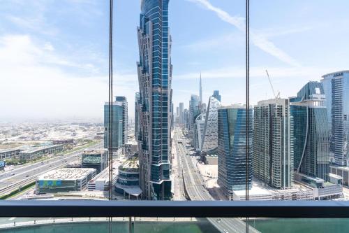 Bellaviu Holiday Homes,1BR Elegant Stay, Noora Tower, Business Bay, Dubai (Foto 8)