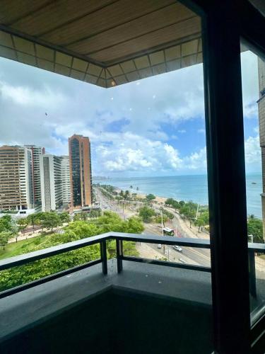 957 golden fortaleza frente mar