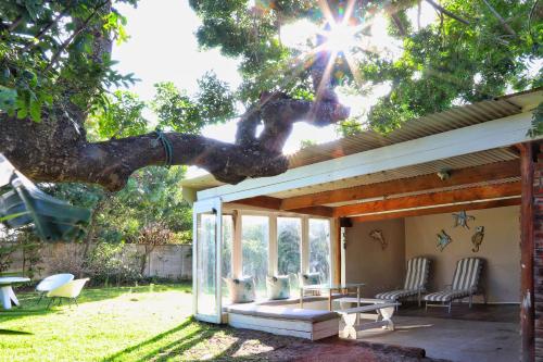 Kei Mouth Guest Lodge in 凱港口