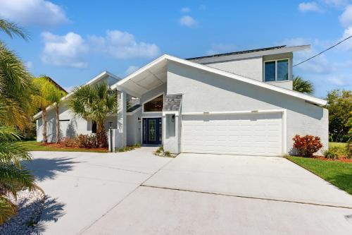 Amidst the Palms in Palm Coast, USA
