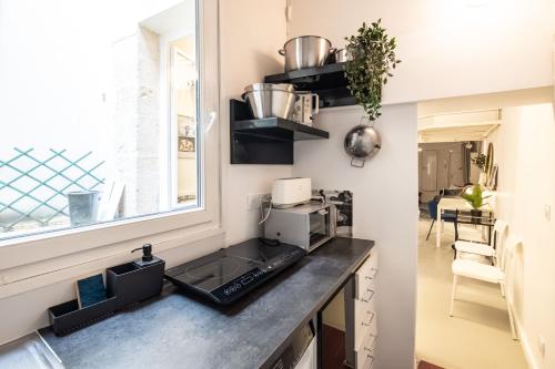 Saint-Honore - Art Deco Flat - Sleeps 5P - image 5