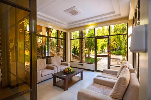 ทัศนียภาพ, เลค โบโกเรีย สปา รีสอร์ต (Lake Bogoria Spa Resort) in อุทยานแห่งชาติเลคโบโกเรีย