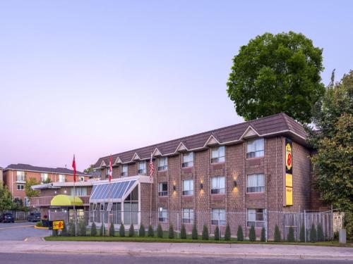Super 8 by Wyndham Toronto East ON, Торонто (фото 4)
