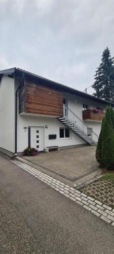 St Georgen im Attergau ein Zimmer Wohnung in Sankt Georgen im Attergau, Österreich