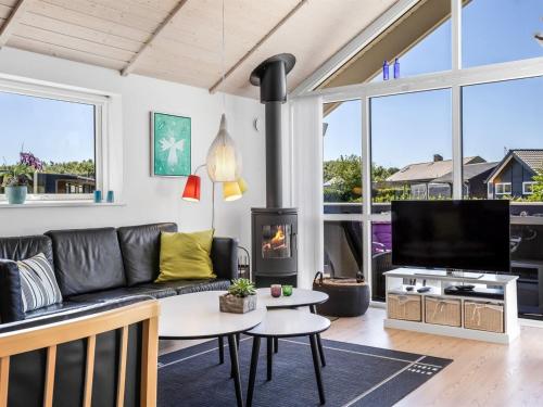 Holiday Home Rosamunde - 700m from the sea by Interhome in Skovby