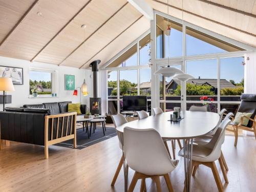 Holiday Home Rosamunde - 700m from the sea by Interhome in Skovby