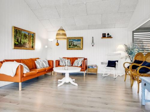 Holiday Home Sigrun - 300m from the sea by Interhome in Kelstrup