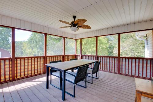 Unwind, Golf and Explore Unique Atlanta Escape! in South Fulton