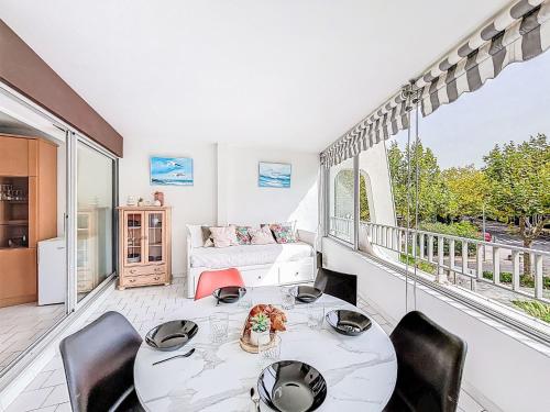 Apartment du Parc II-11 by Interhome in Le Couchant