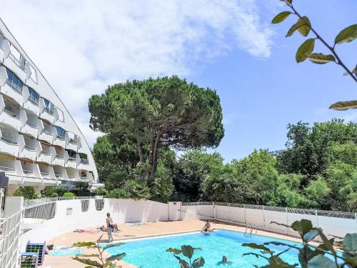 Apartment du Parc II-11 by Interhome in Le Couchant