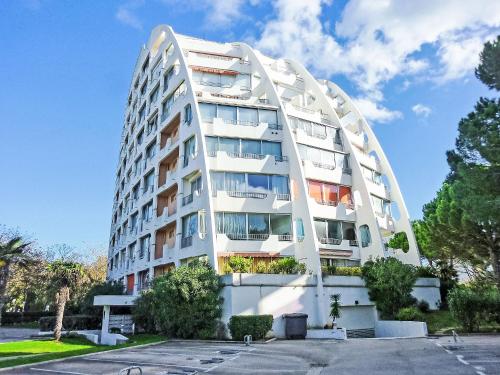 Apartment du Parc II-11 by Interhome in Le Couchant