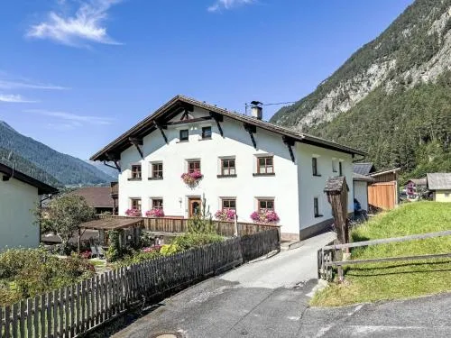 Apartment Apart Ladner 59 by Interhome in Schnann, Österreich