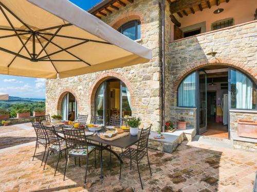 Holiday Home Casa Padronale by Interhome in Castellinuzza