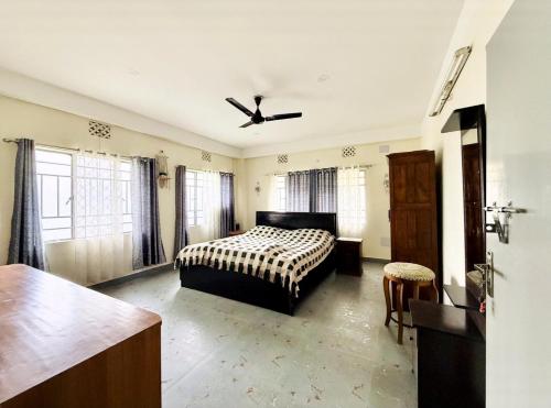 1 queen bed
