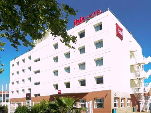 Ibis Barcelona Castelldefels - Hotel
