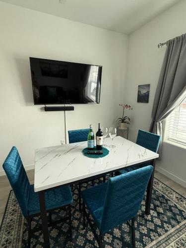 Létesítmények, Private Guest Suite - Shows and Hard Rock in Linda (CA)