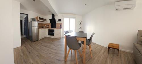 Facilities, Villa-appartement de 70 m2 a Agde near Basalte