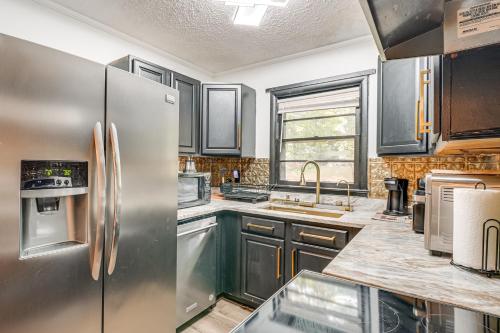 5 Mi to Town Pet-Friendly Retreat in Marietta! in Смірна (Джорджія)