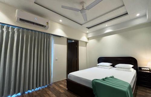 Nature-view Room in Peaceful 3BHK Apartment