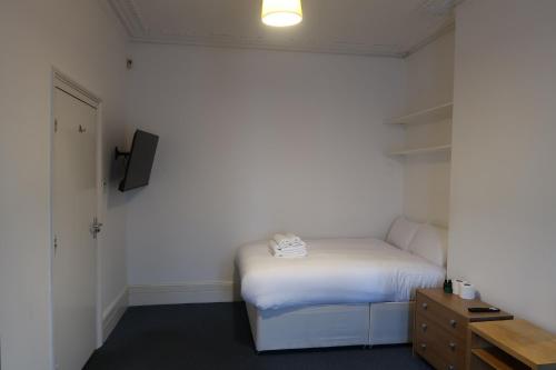 Cheap Private Room In Stoke Newington, Londyn
