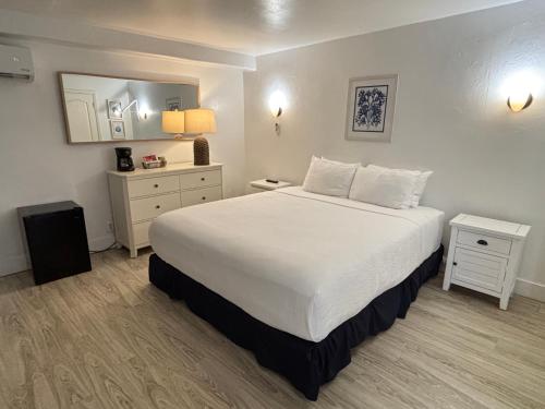 Casa Tropicana Room Type - Standard King Room (Playa)