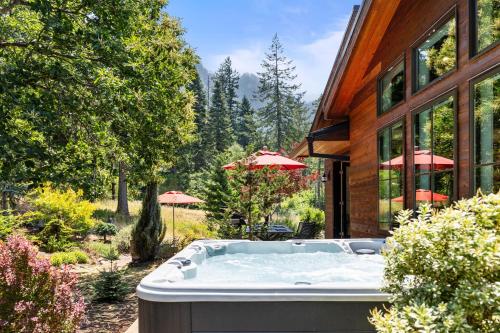 Mountain-View Retreat with Hot Tub & Waterfalls