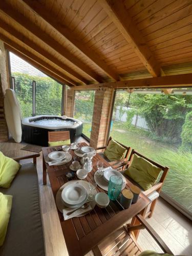 Pezsgőfürdő, Rózsa Apartman Dombori (Rozsa Apartman Dombori) in Fadd - Dombori