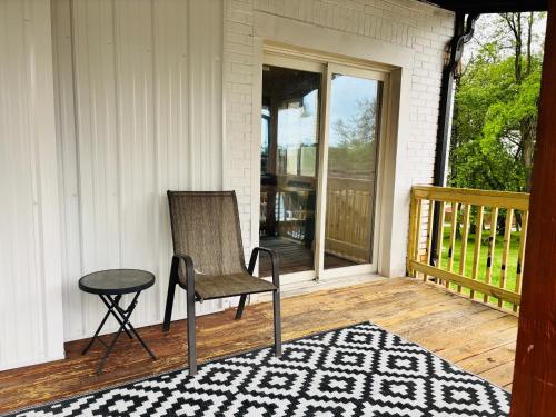 3BR with Pool near Kennywood, Pittsburgh in West Mifflin (PA)