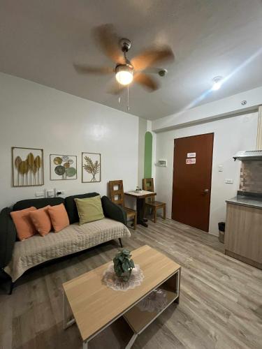 Urban Nest 1018A, Sampong
