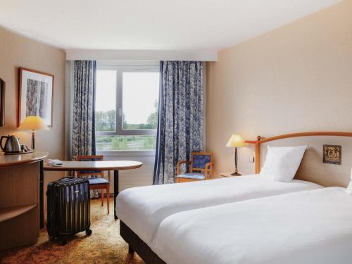 2 twin beds