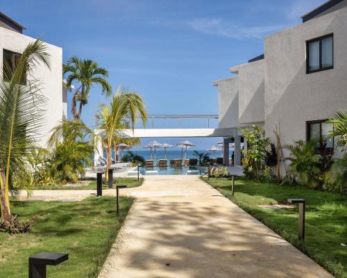 Çevredekiler, Negril FootePrints Hotel in Negril
