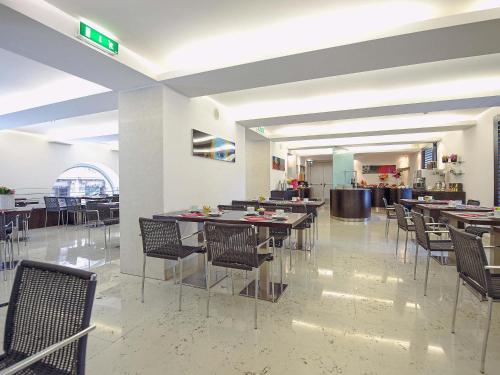 อาหารและเครื่องดื่ม, เมอร์เคียว แบร์กาโม เซนโทร ปาลาซโซ โดลชี (Mercure Bergamo Centro Palazzo Dolci) in แบร์กาโม