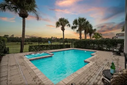 Luxury 6BR Villa w Pool & Cinema 4mi to Disney photo 2