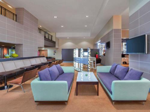 Novotel London Excel - image 9